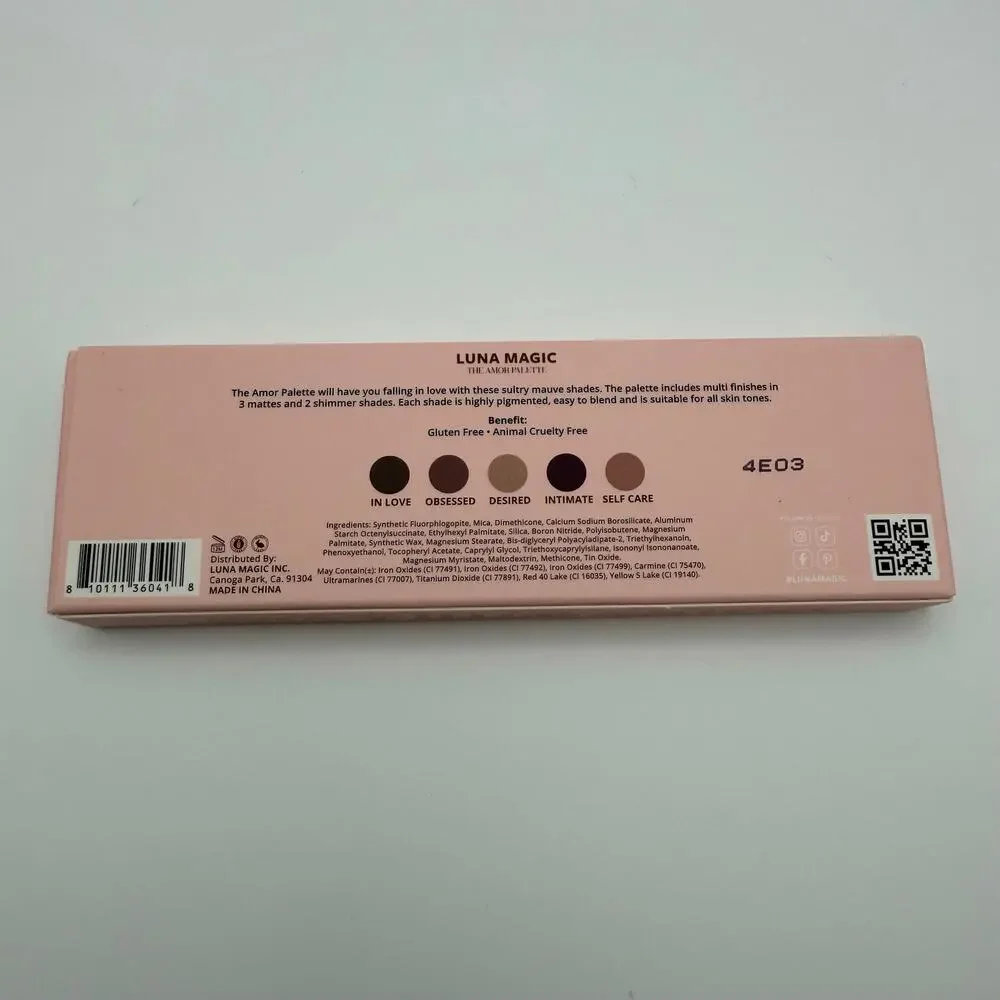 Luna Magic - The Amor Eyeshadow Palette - 5 Shades - New in Box
